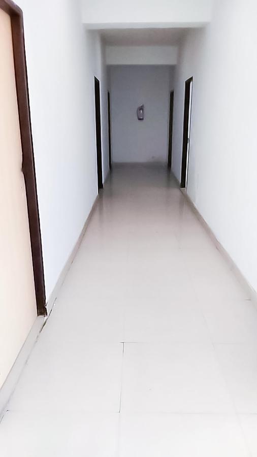 Roomshala 110 Hotel Mulaqaat - Shiv Nadar University Dadri Kültér fotó