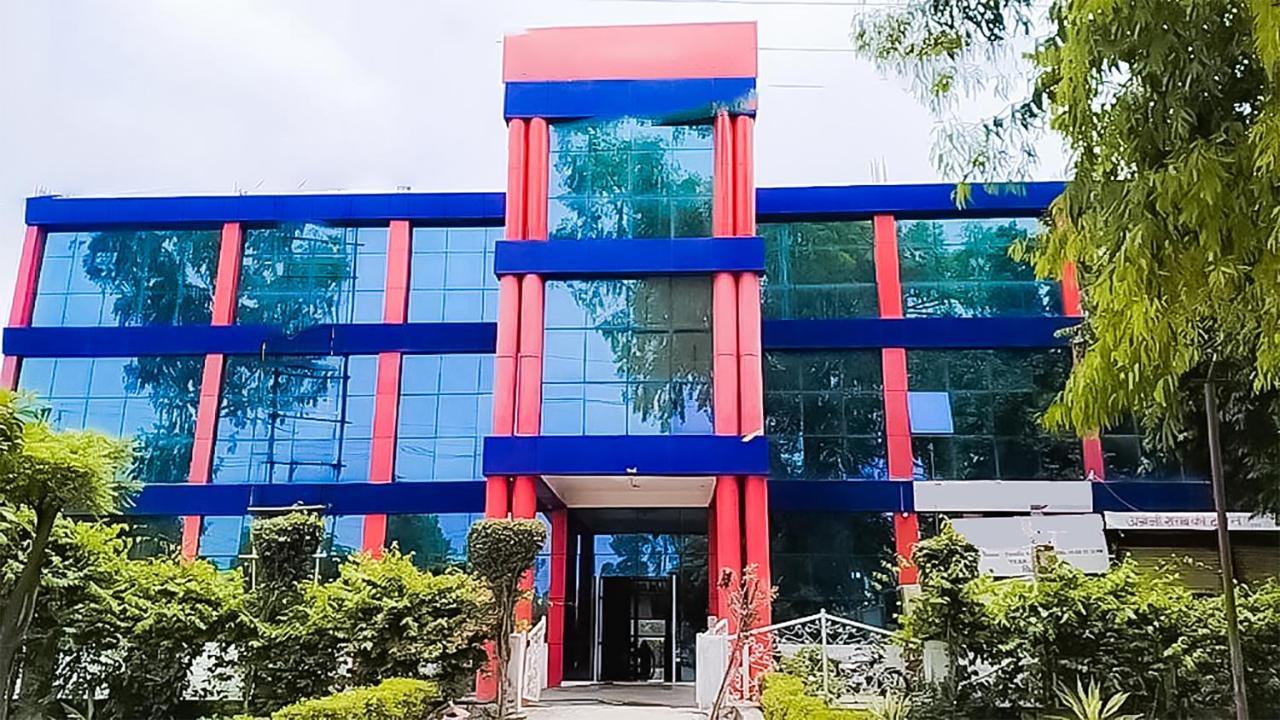 Roomshala 110 Hotel Mulaqaat - Shiv Nadar University Dadri Kültér fotó